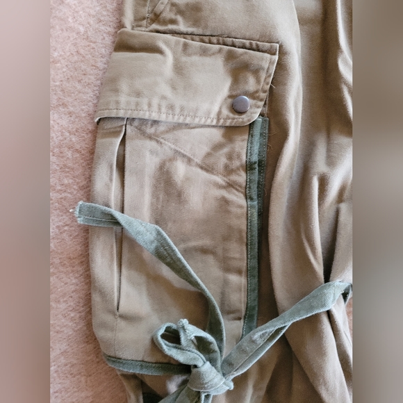 Vintage WWII Paratrooper Pants - Picture 5 of 12